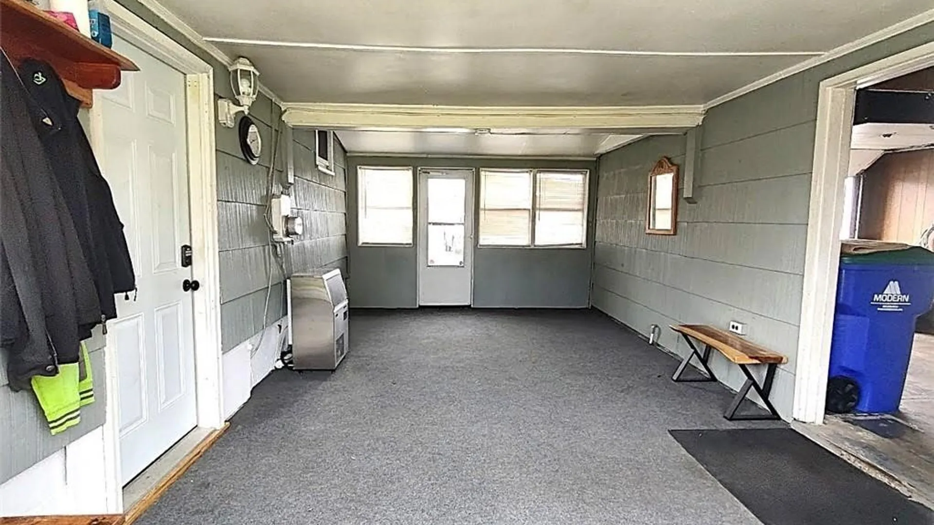 Property at 6565 Southwestern Boulevard, Hamburg, NY 14085 15