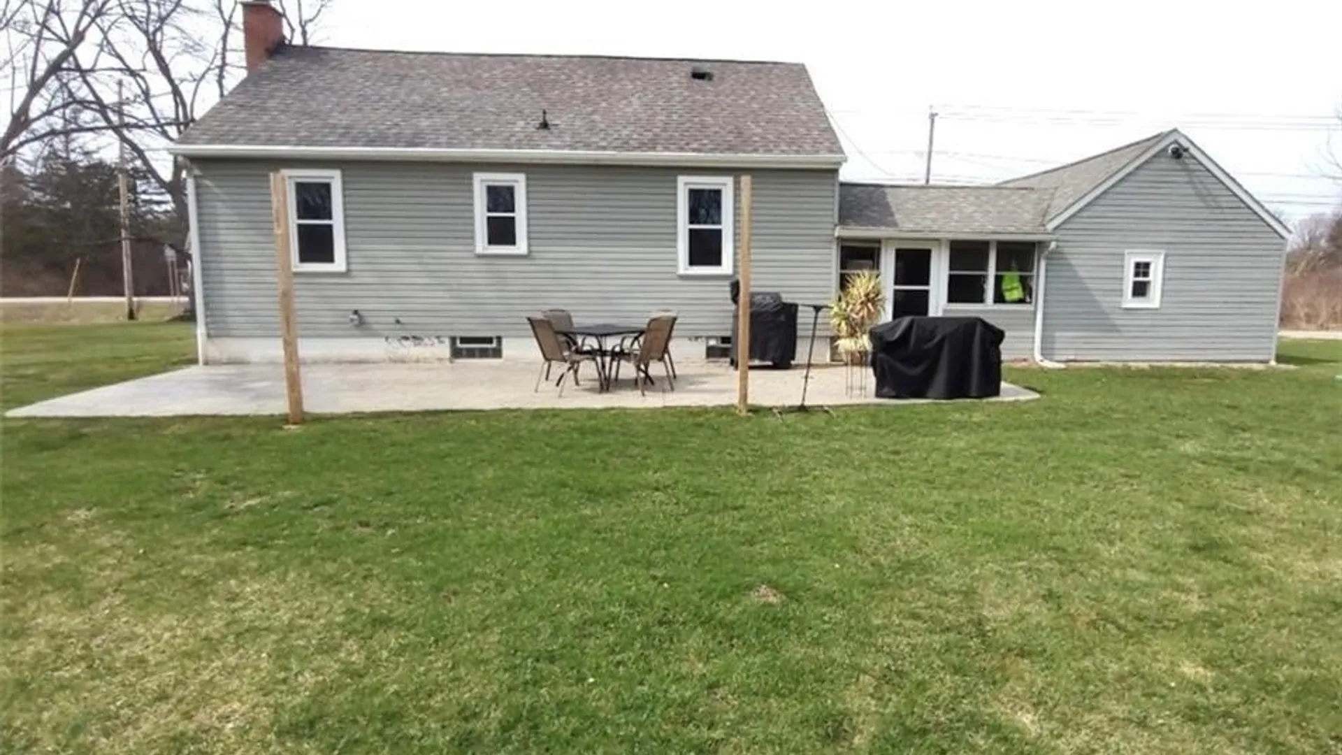 Property at 6565 Southwestern Boulevard, Hamburg, NY 14085 16