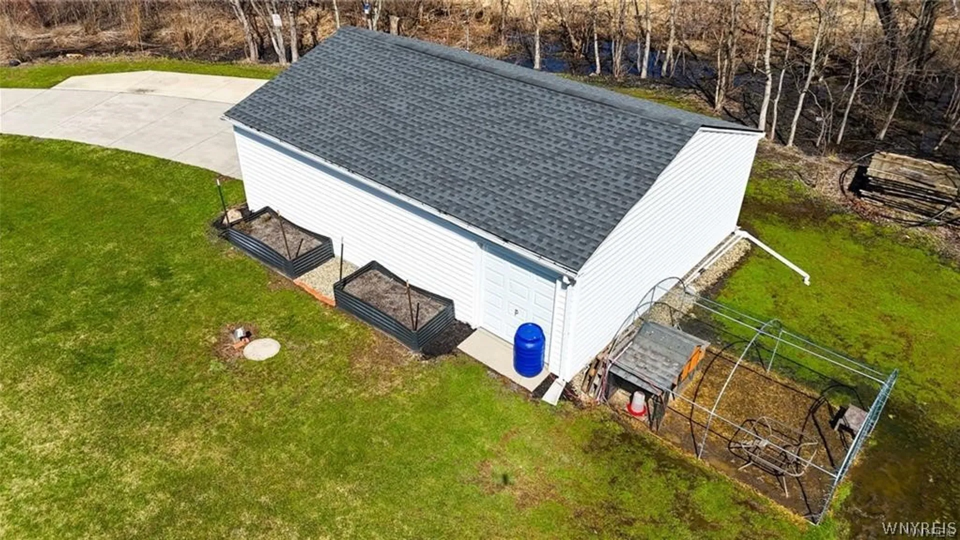 Property at 6565 Southwestern Boulevard, Hamburg, NY 14085 30