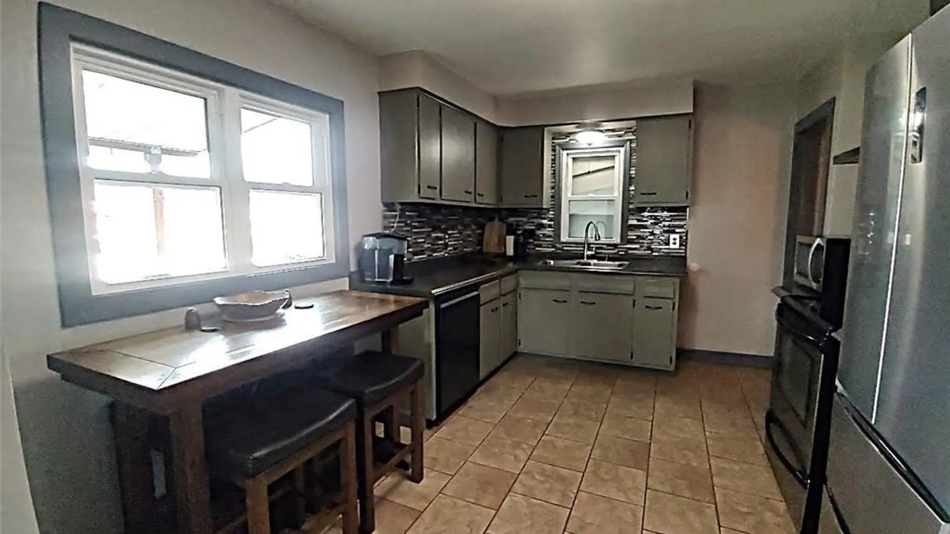 Property at 6565 Southwestern Boulevard, Hamburg, NY 14085 9