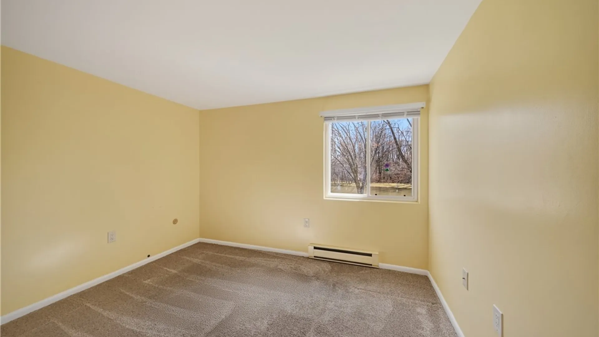 Property at 211 Watertree Drive, DeWitt, NY 13057 24