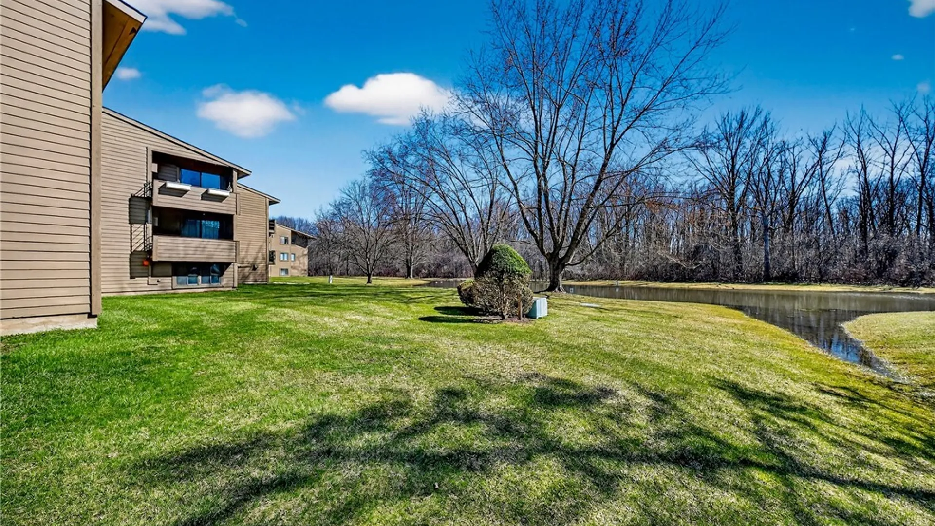 Property at 211 Watertree Drive, DeWitt, NY 13057 7