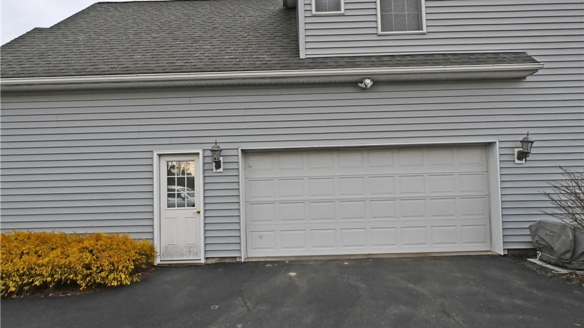 Property at 16 Chelsea Drive, Horseheads, NY 14845 3