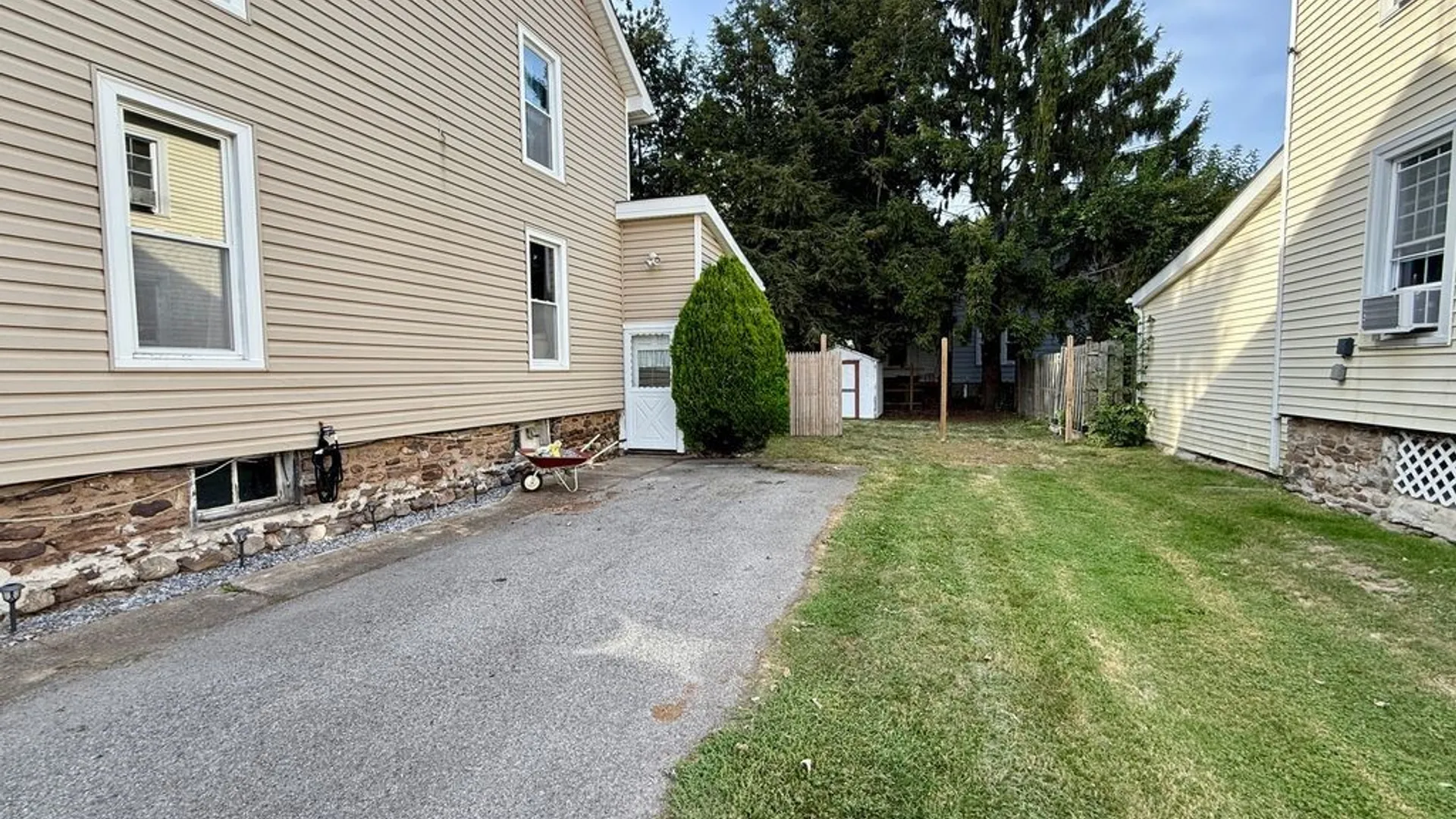 Property at 6073 2nd Street, Newfane, NY 14108 10