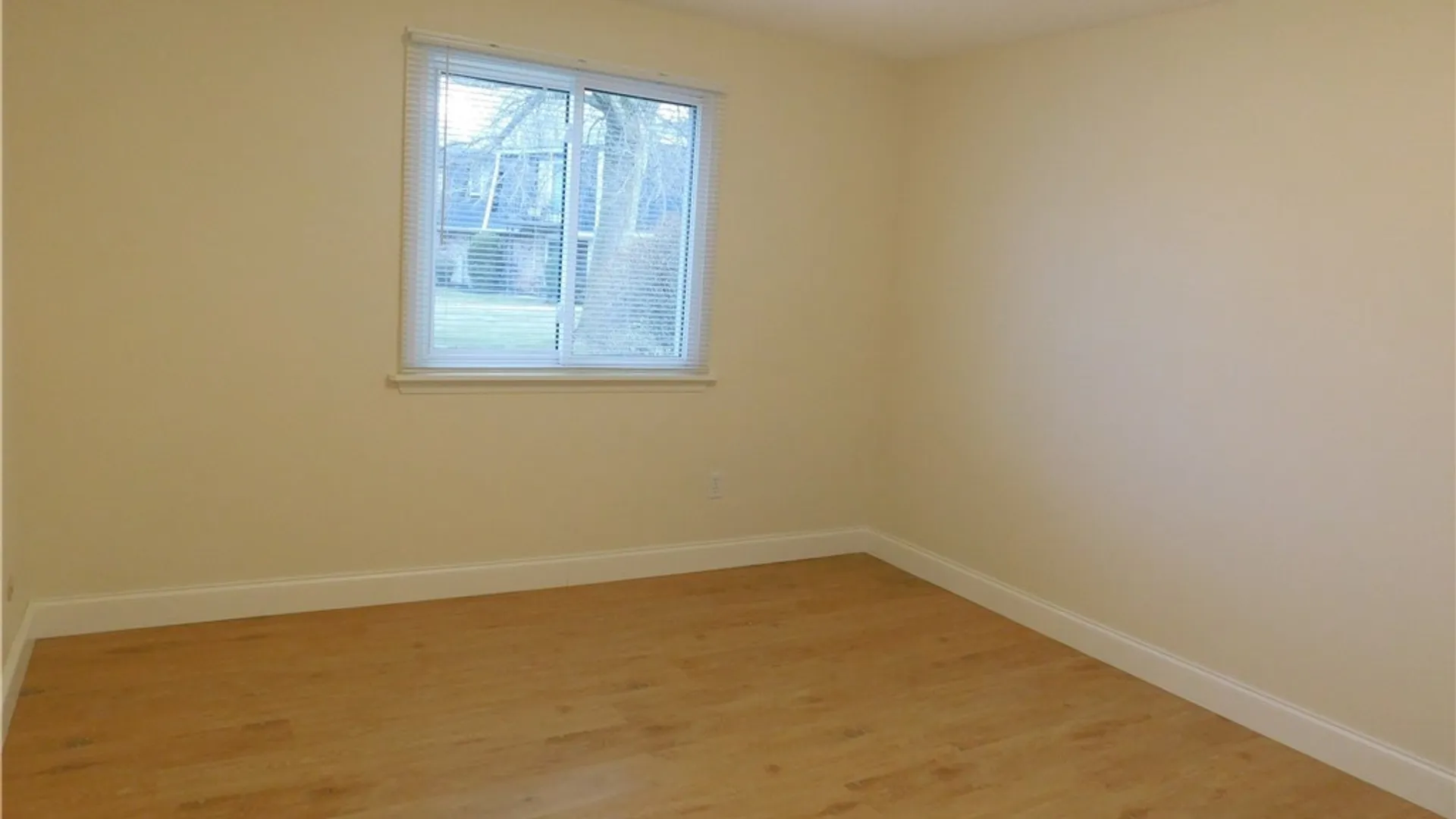 Property at 50A Foxberry, Amherst, NY 14068 14