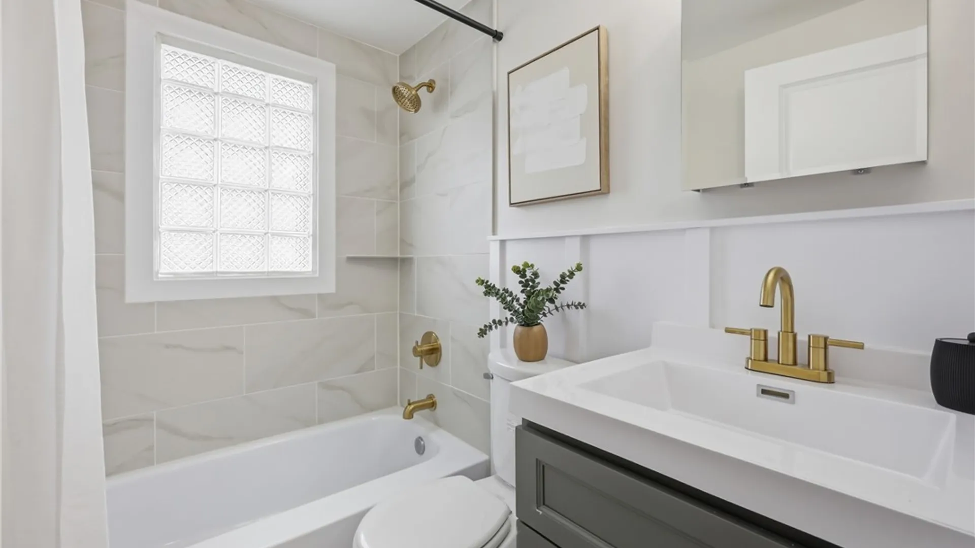 Property at 77 King Avenue, Cheektowaga, NY 14043 12