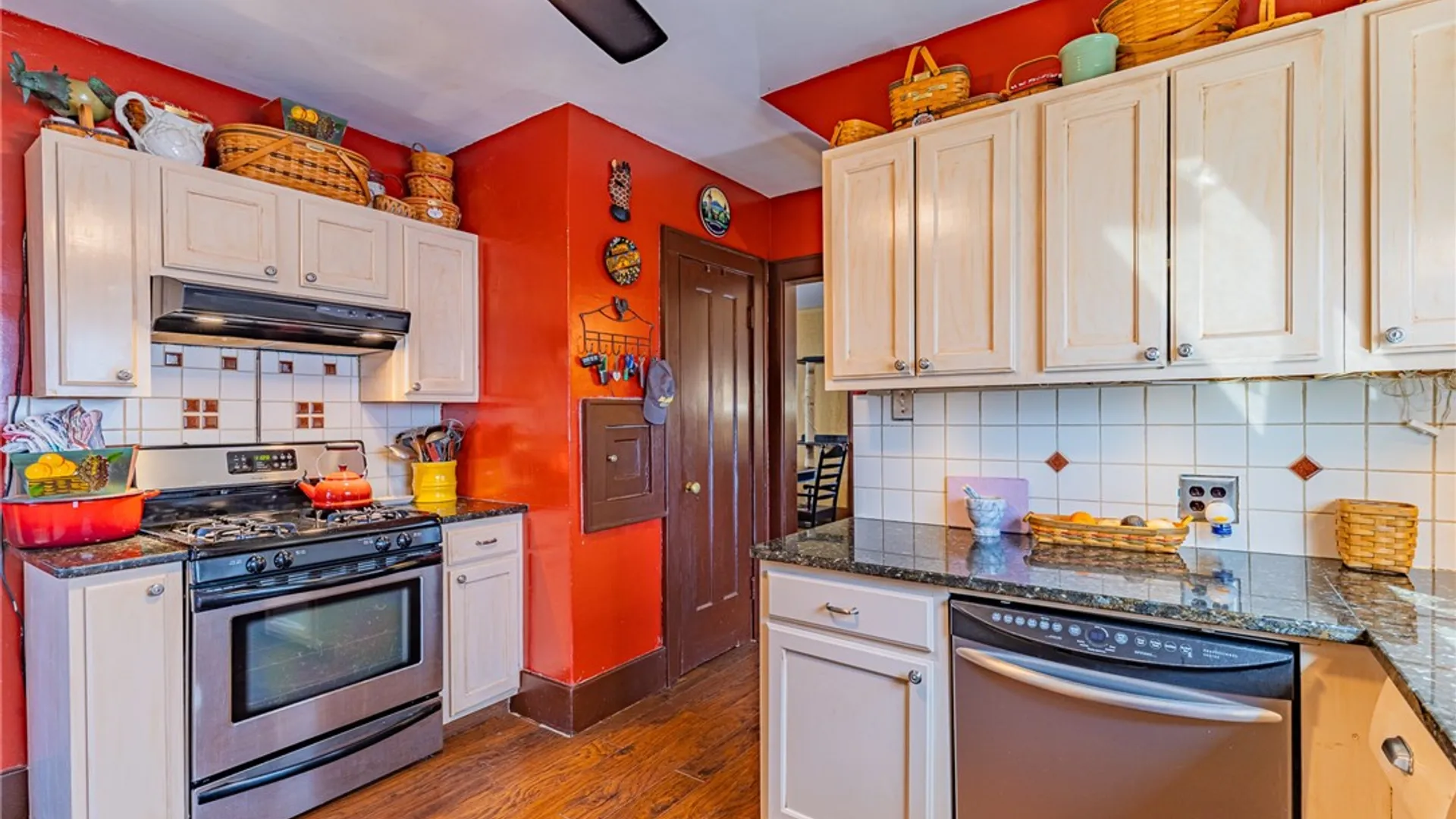 Property at 79 Maplehurst Road, Irondequoit, NY 14617 18