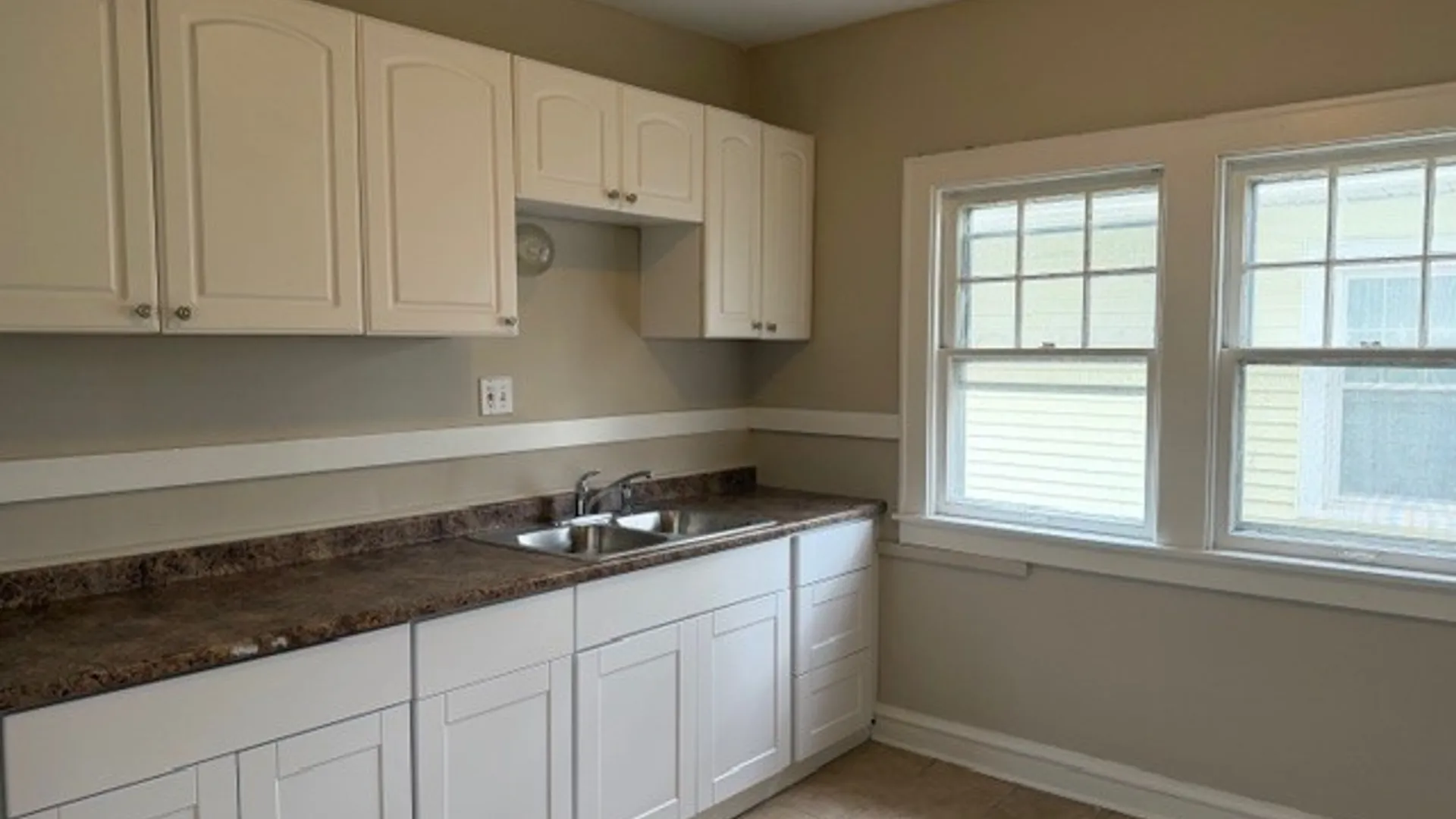 Property at 253 Fenway Drive, Syracuse, NY 13224 6