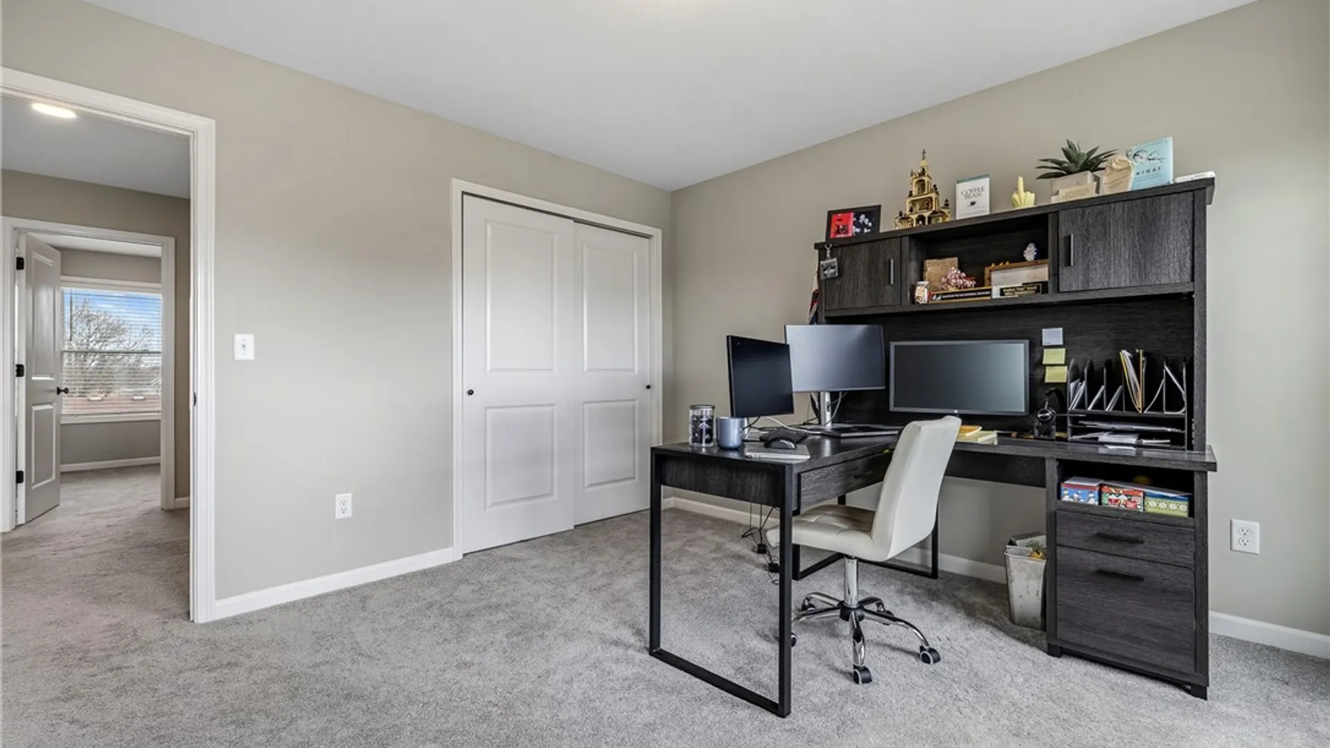 Property at 226 Rachel Vincent, Buffalo, NY 14216 32