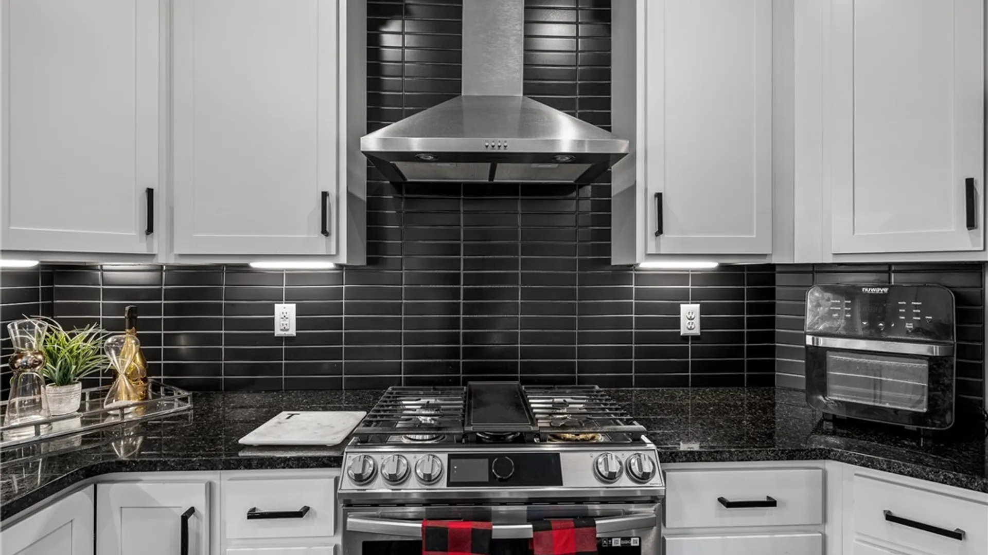 Property at 226 Rachel Vincent, Buffalo, NY 14216 7