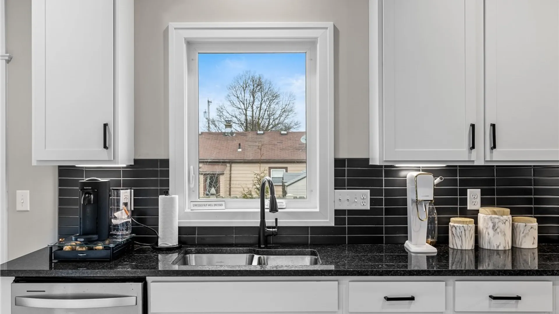 Property at 226 Rachel Vincent, Buffalo, NY 14216 8