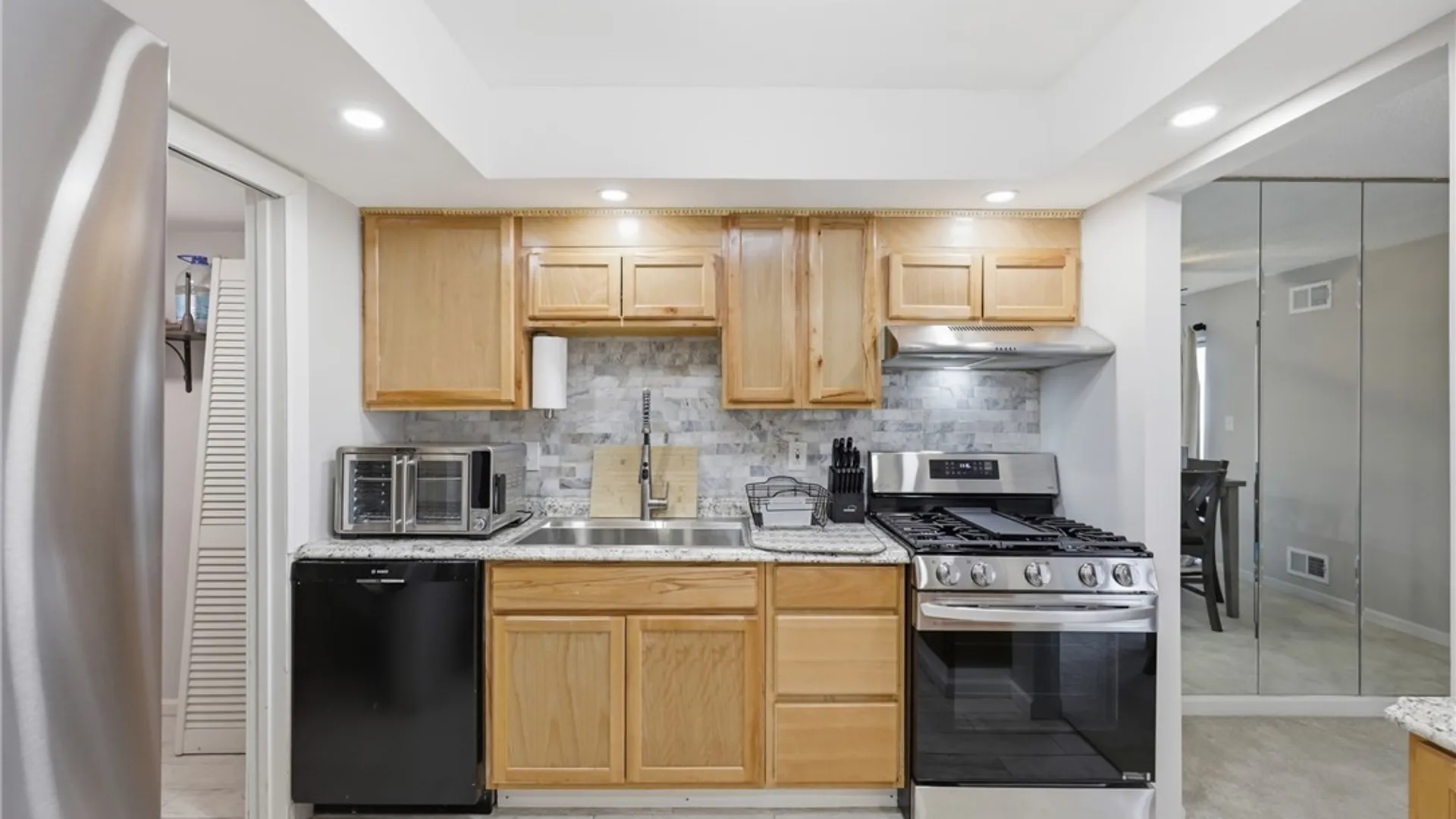 Property at 4545 Chestnut Ridge Road, Amherst, NY 14228 14