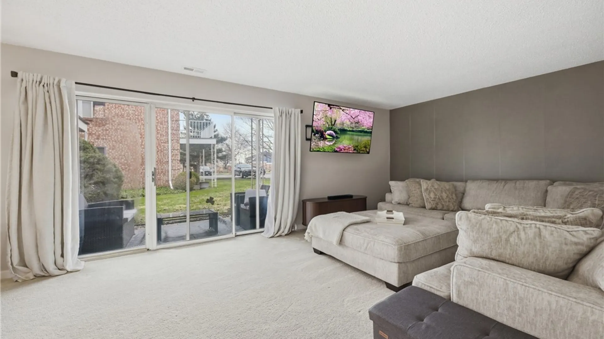 Property at 4545 Chestnut Ridge Road, Amherst, NY 14228 4