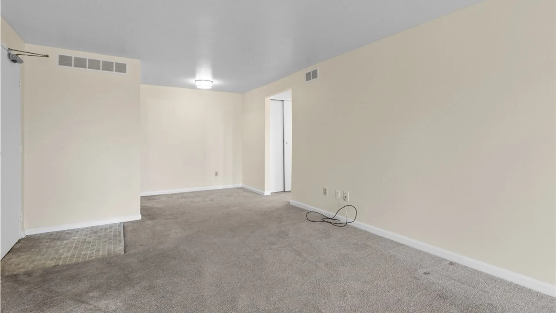 Property at 61d Georgian Lane, Amherst, NY 14221 14