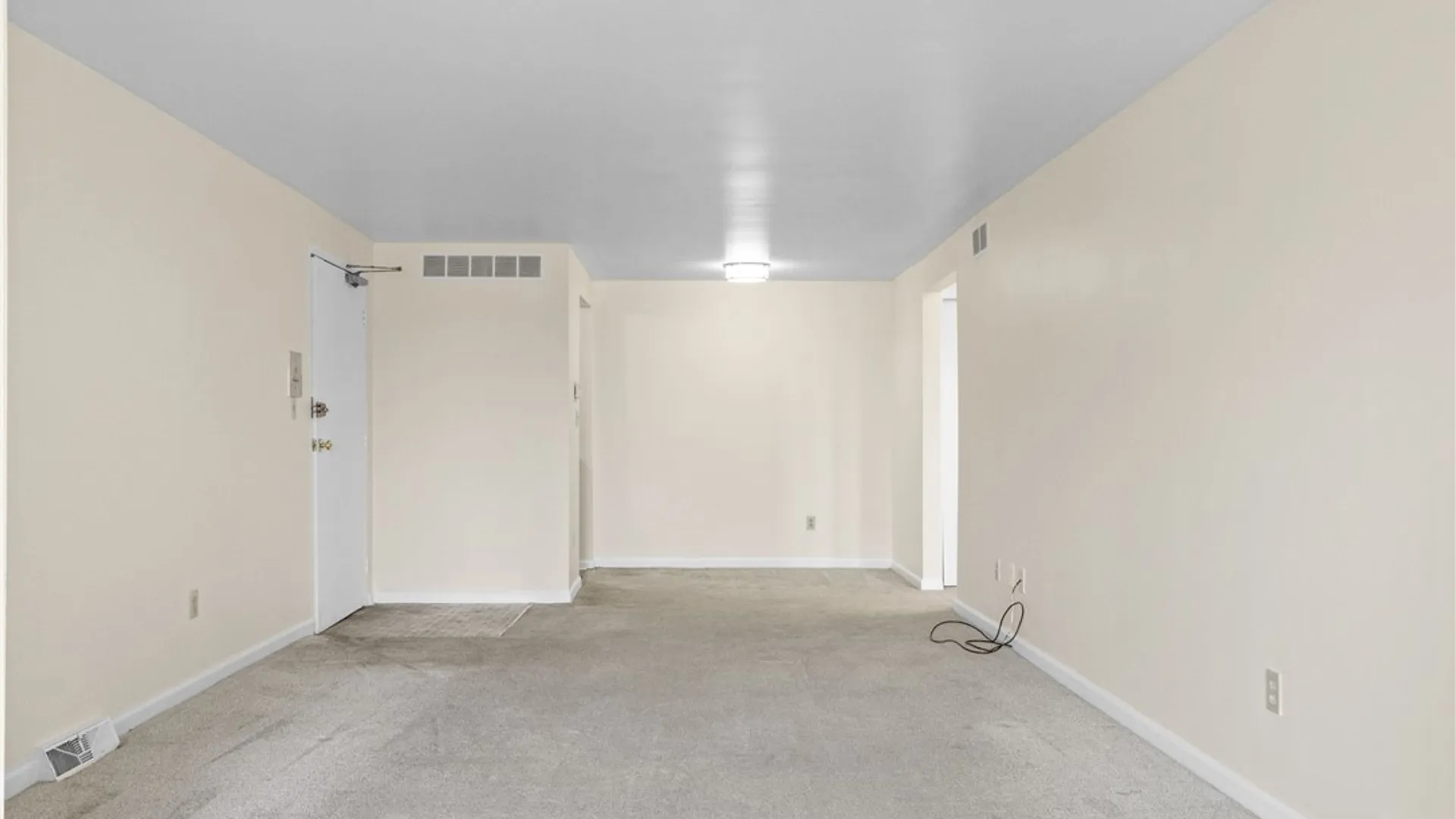 Property at 61d Georgian Lane, Amherst, NY 14221 15