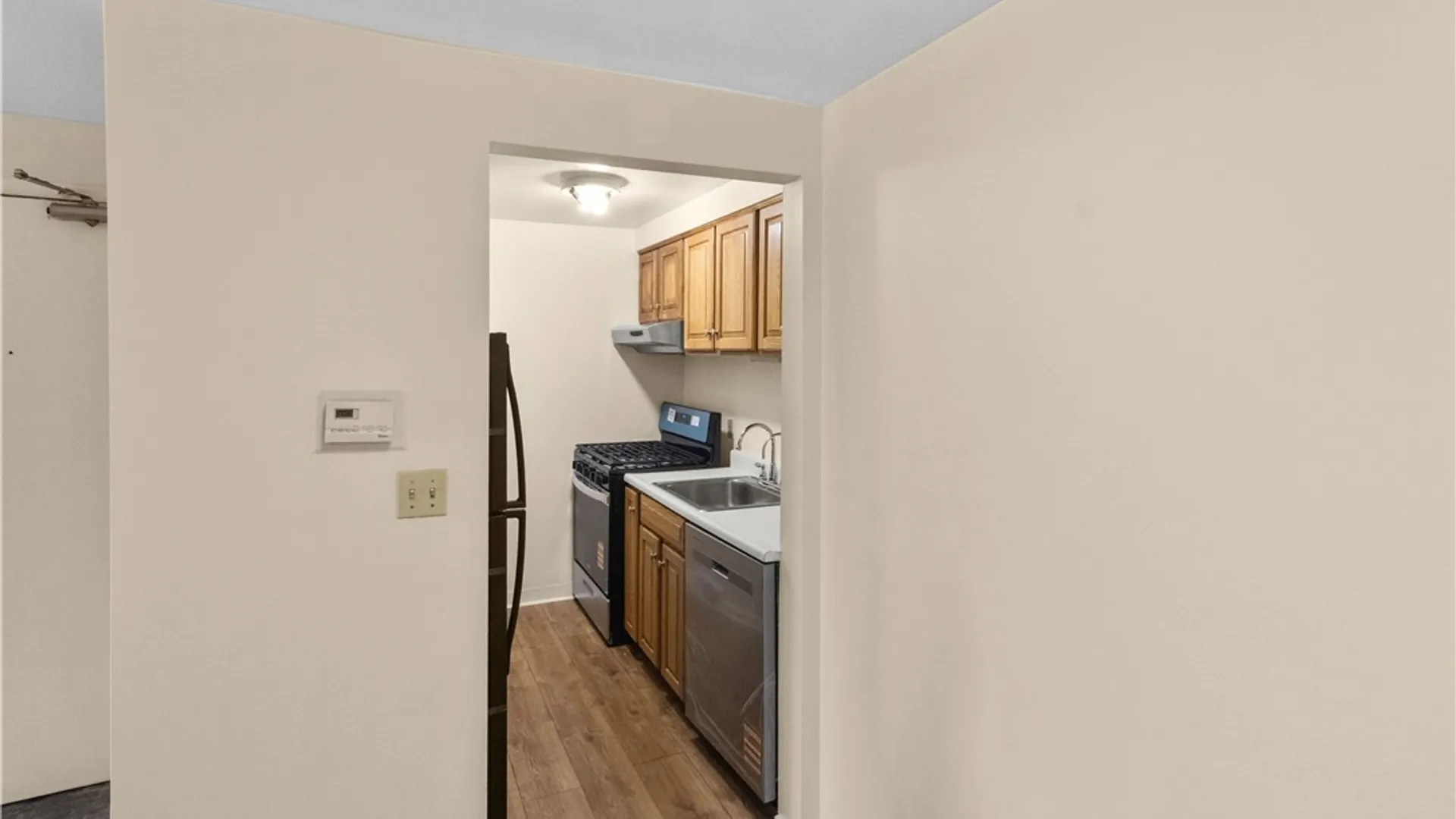 Property at 61d Georgian Lane, Amherst, NY 14221 16