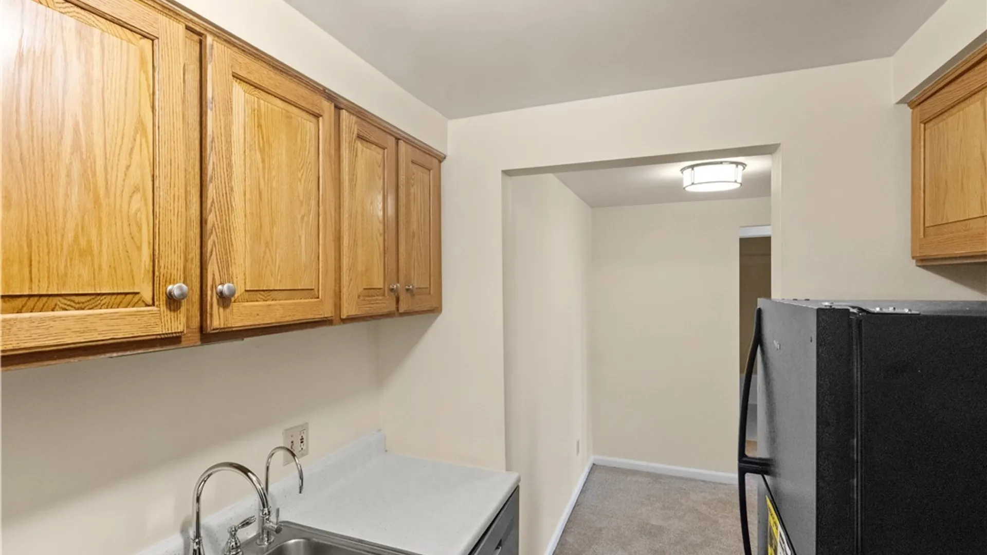 Property at 61d Georgian Lane, Amherst, NY 14221 17