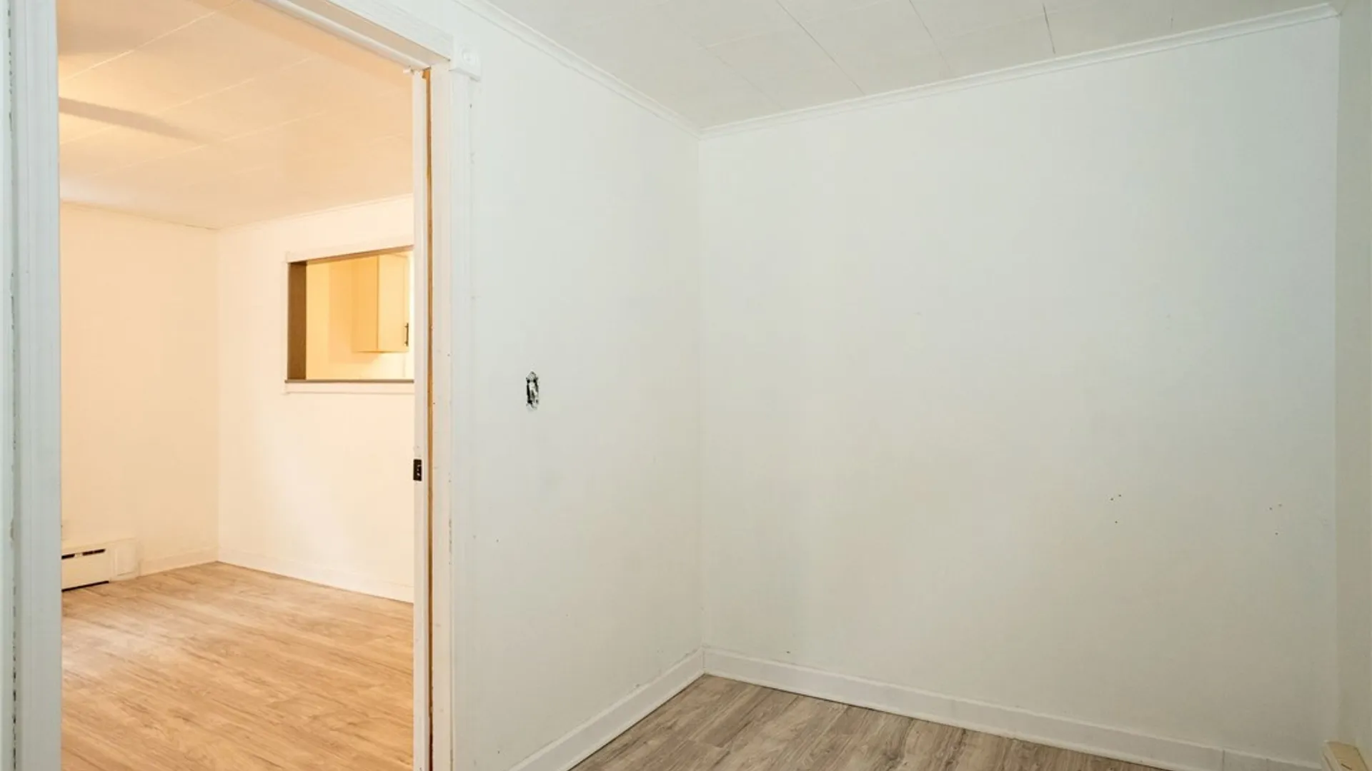 Property at 166 Barnard Street, Buffalo, NY 14206 21