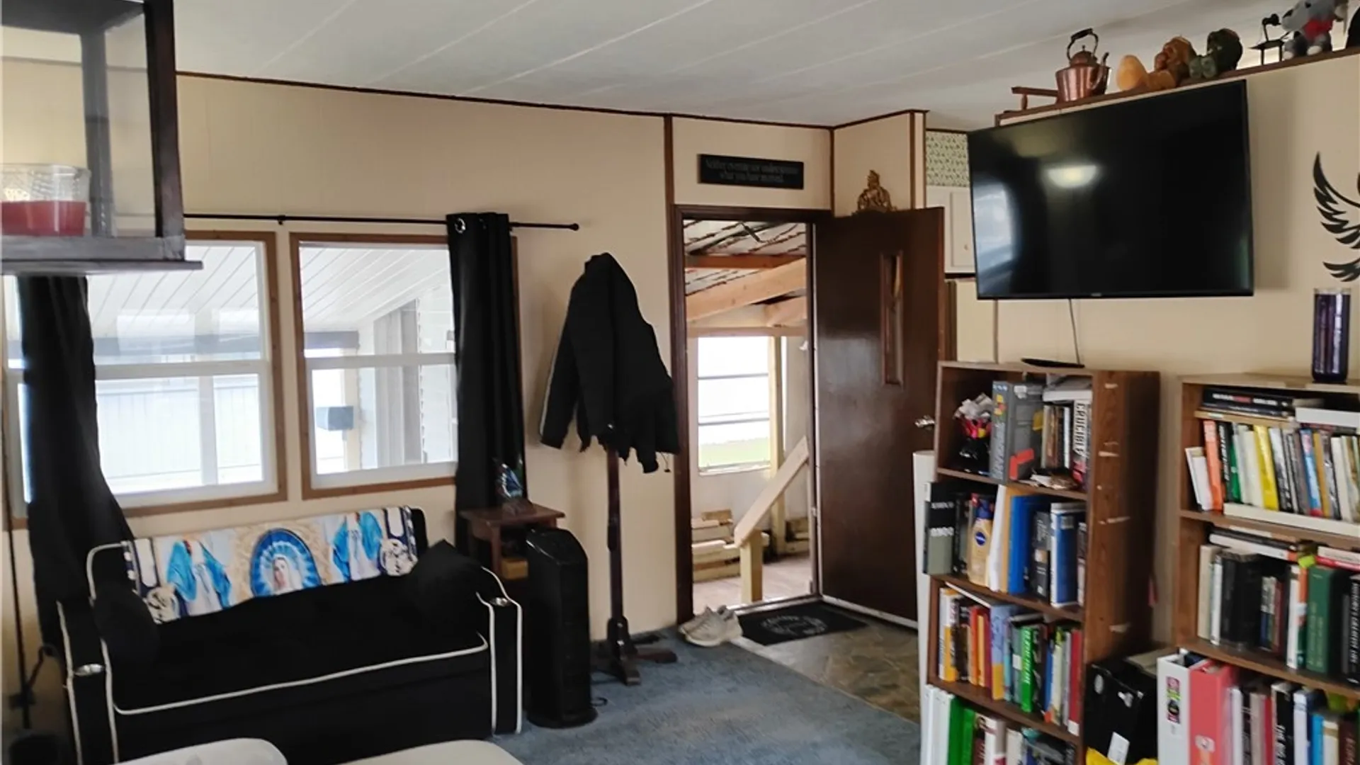 Property at 53 Carefree Lane, Cheektowaga, NY 14227 6