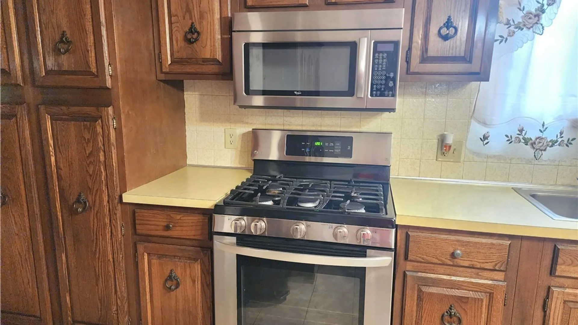 Property at 5009 Lake Shore Road, Hamburg, NY 14075 19