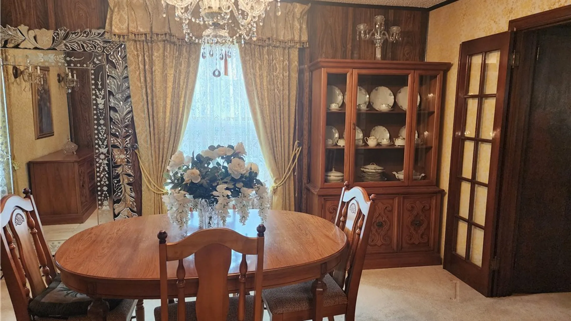 Property at 5009 Lake Shore Road, Hamburg, NY 14075 4