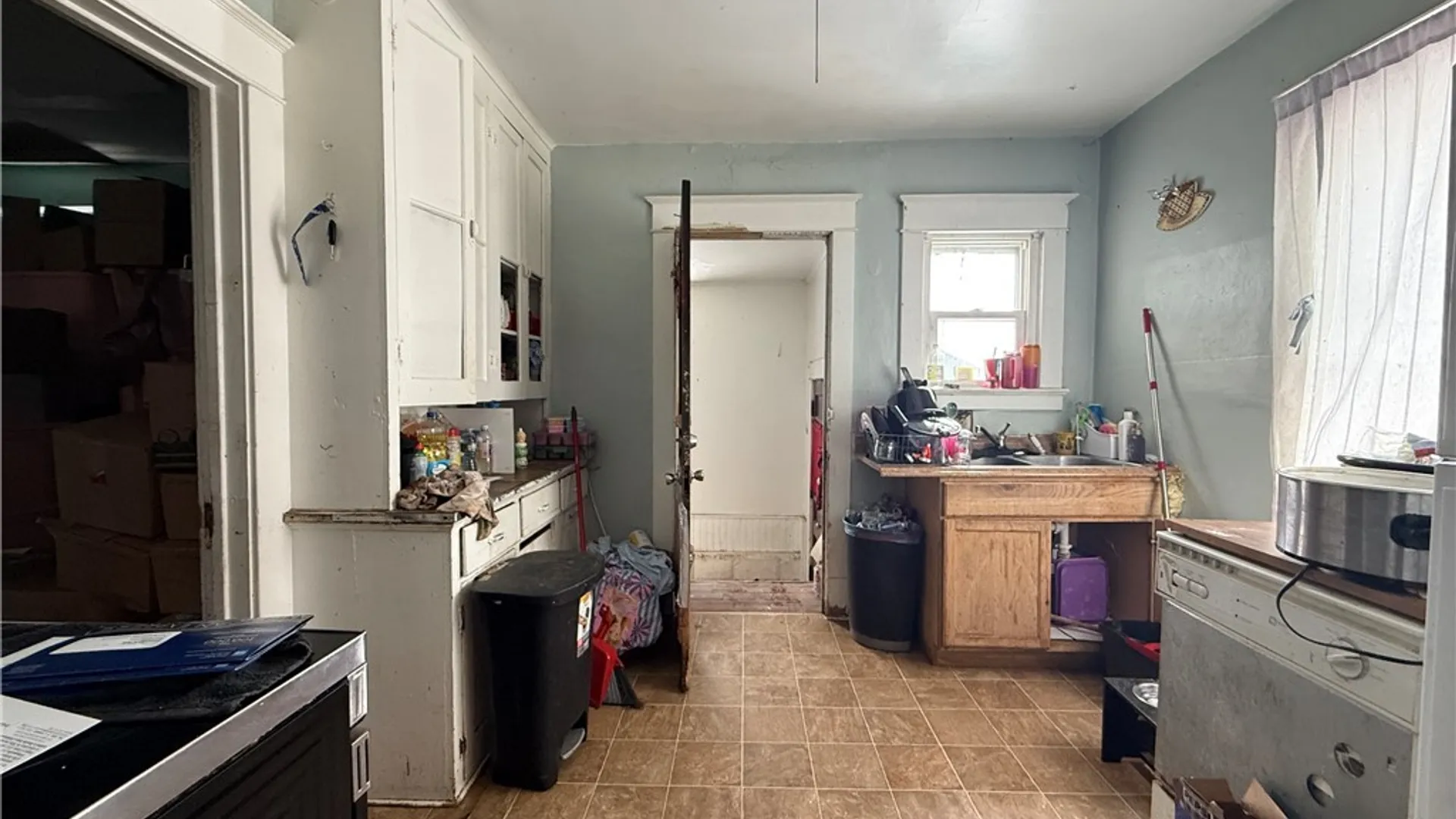 Property at 58 Eckhert Street, Buffalo, NY 14207 5