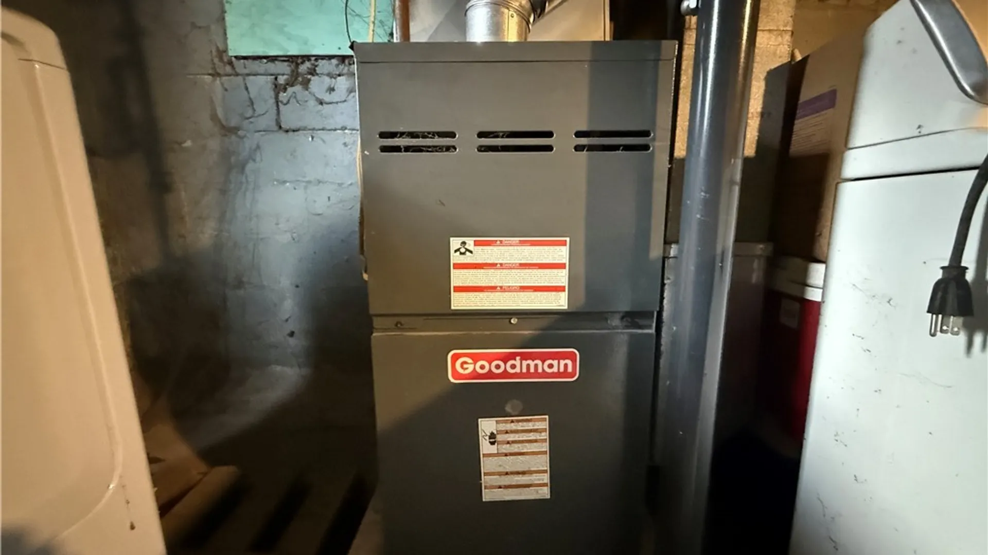 Property at 27 Lang Avenue, Buffalo, NY 14215 14