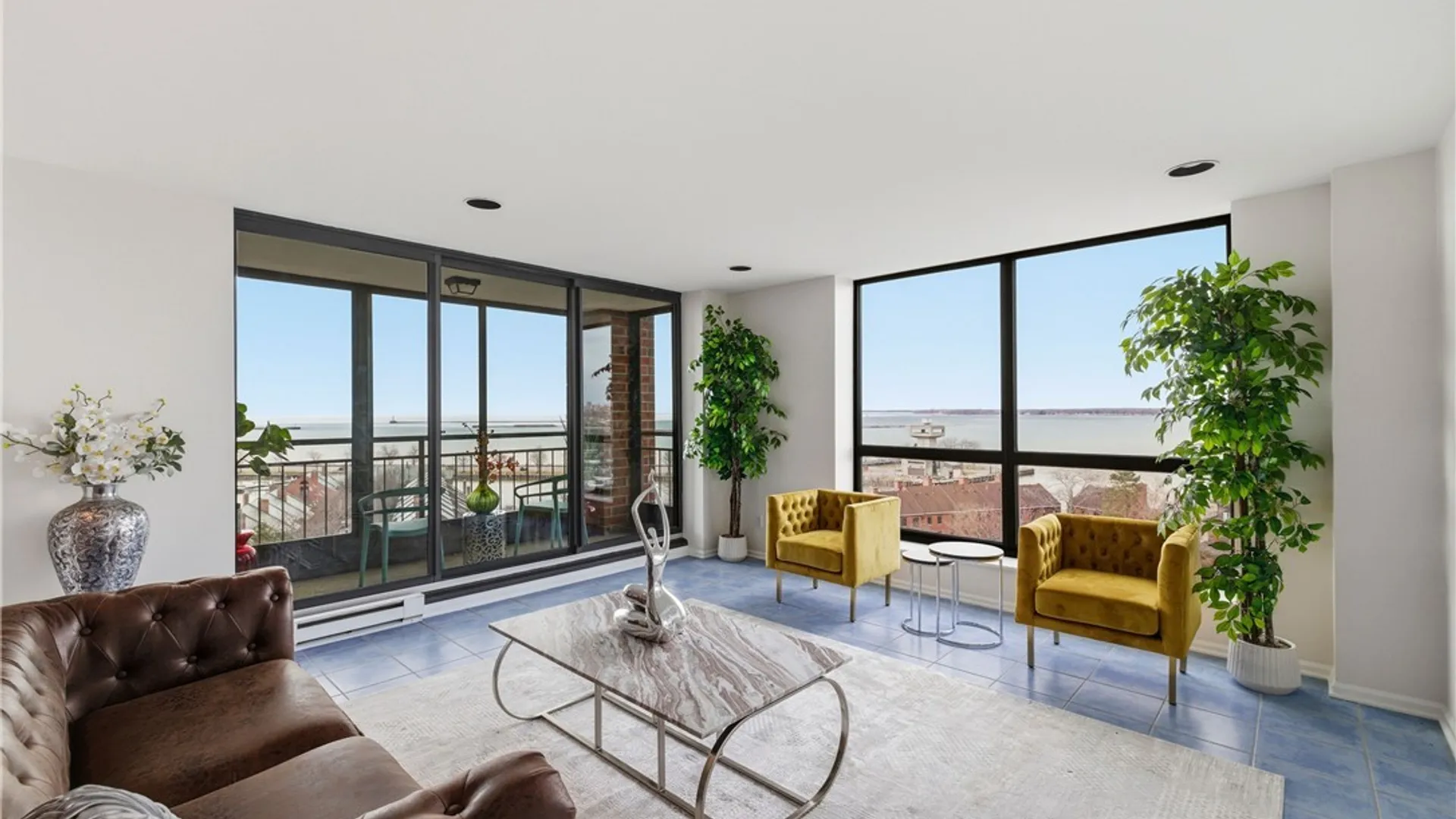 Property at 801 Admirals Walk Circle, Buffalo, NY 14202 2