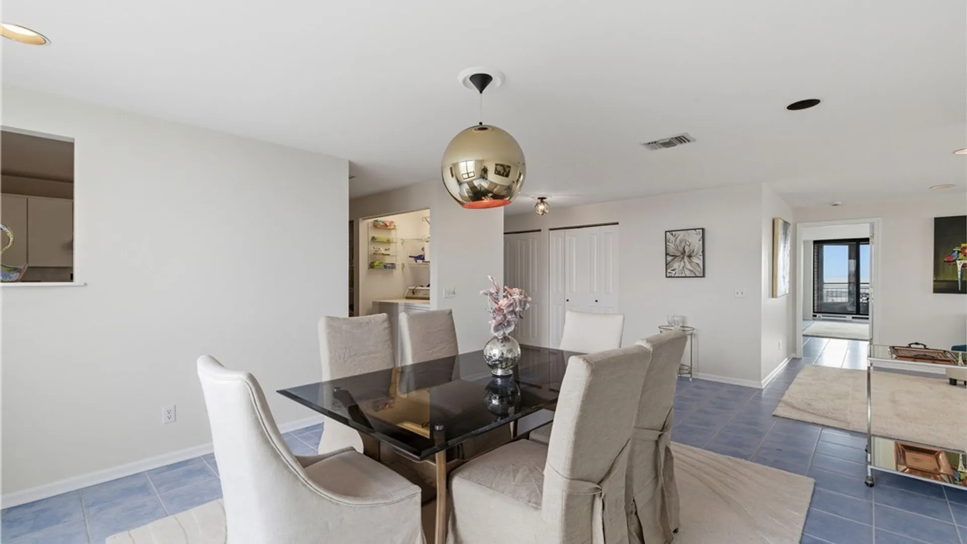 Property at 801 Admirals Walk Circle, Buffalo, NY 14202 24