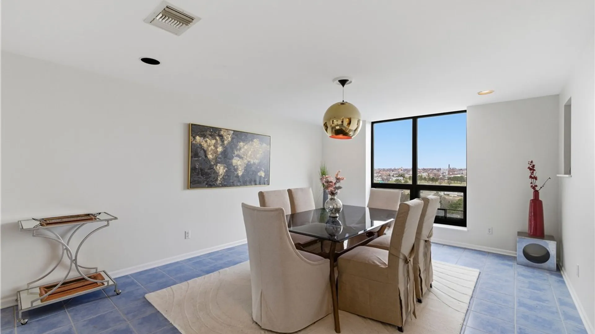 Property at 801 Admirals Walk Circle, Buffalo, NY 14202 3