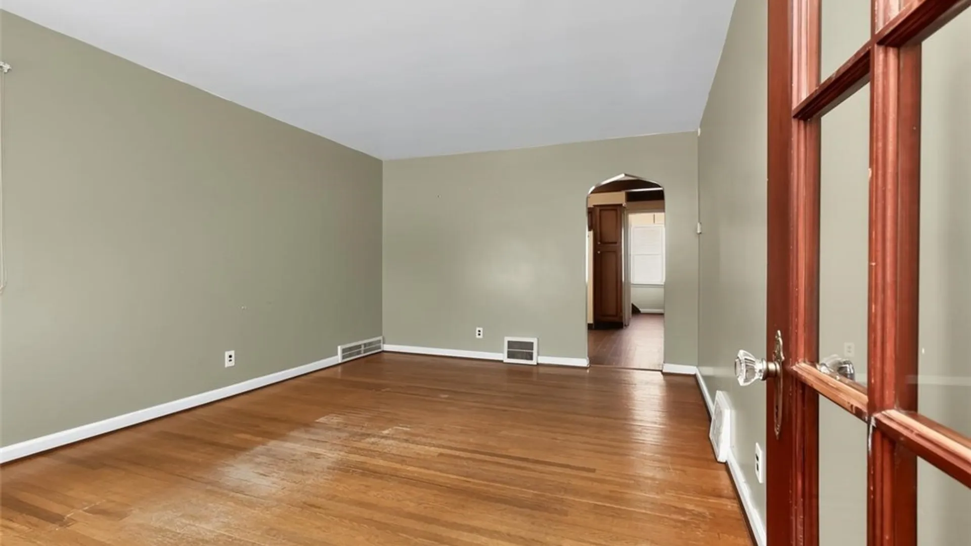 Property at 420 25th Street, Niagara Falls, NY 14303 10