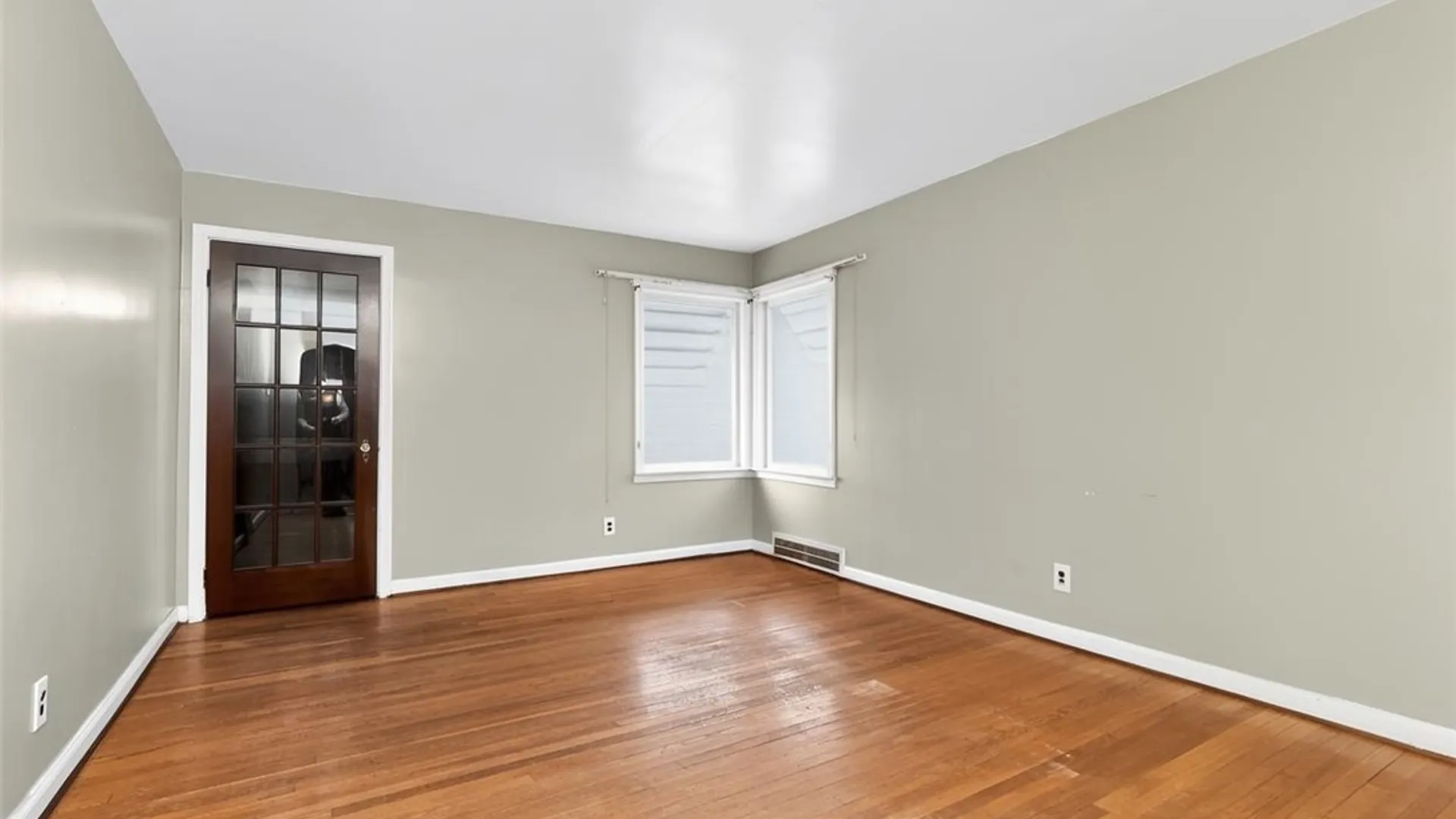 Property at 420 25th Street, Niagara Falls, NY 14303 12