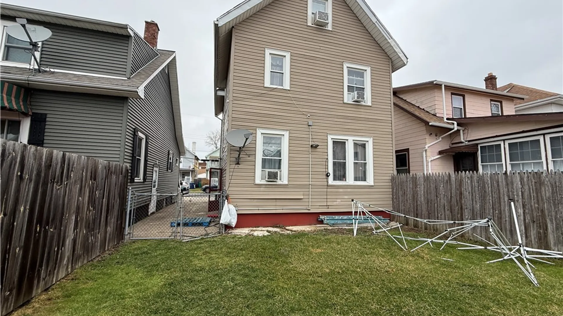 Property at 114 Newfield Street, Buffalo, NY 14207 18