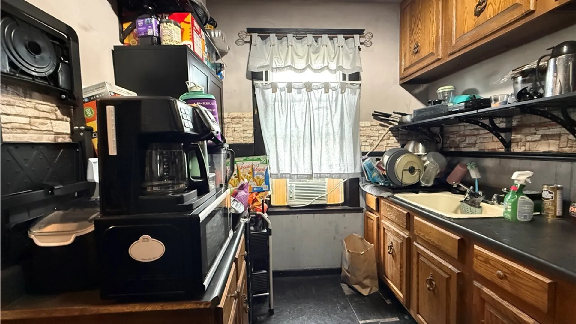 Property at 114 Newfield Street, Buffalo, NY 14207 6