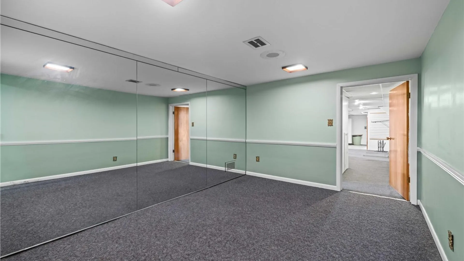 Property at 1975 Seneca Street, Buffalo, NY 14210 17