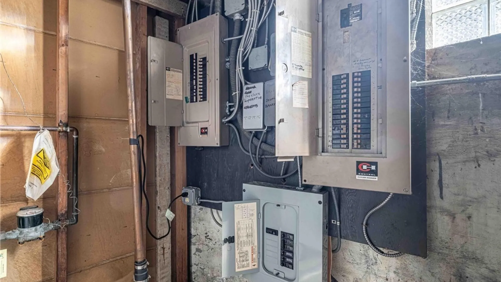 Property at 1975 Seneca Street, Buffalo, NY 14210 43