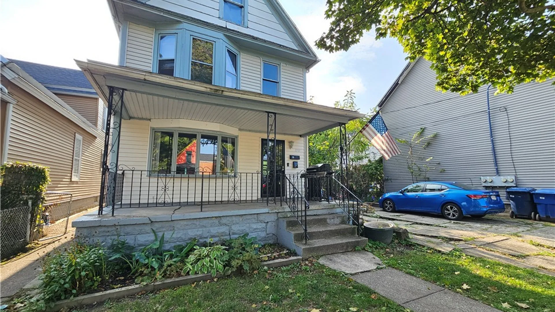 Property at 170 16th Street, Buffalo, NY 14213 2
