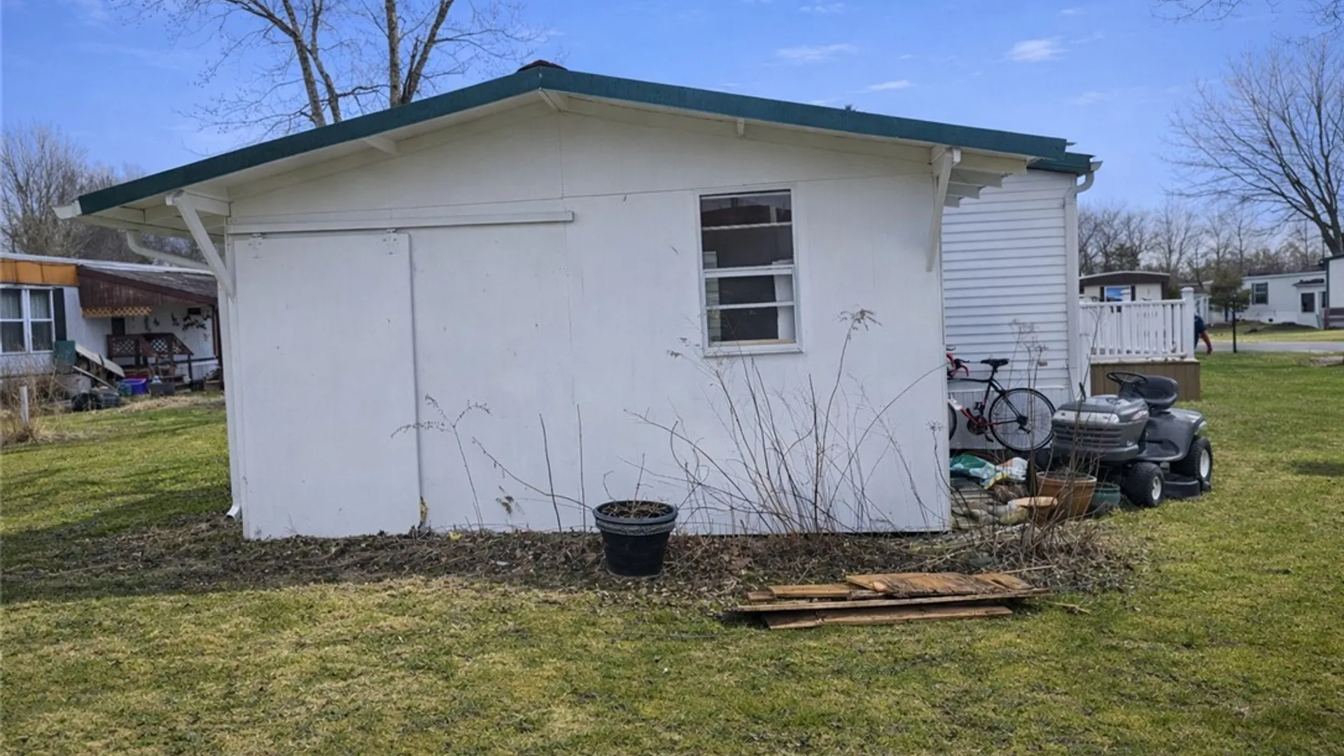 Property at 81 Oak Street, Alden, NY 14004 3