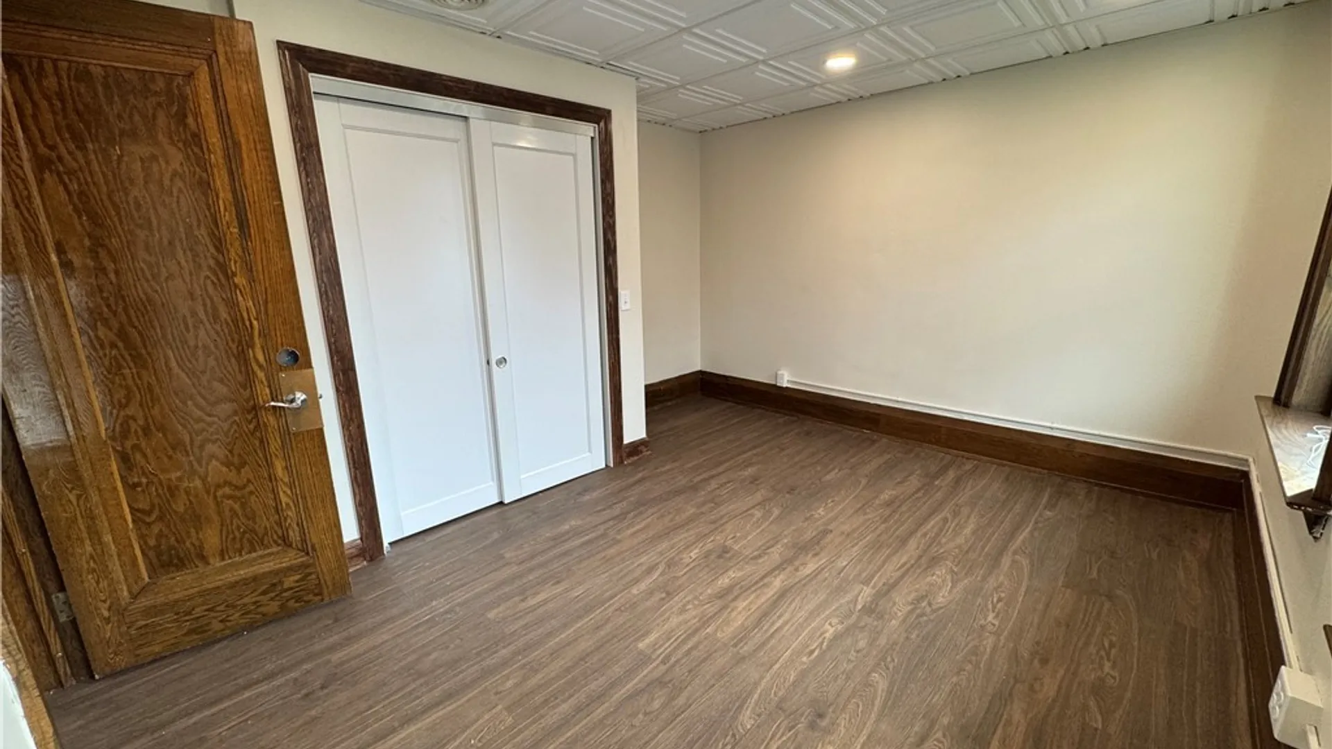 Property at 85 Humboldt Parkway, Buffalo, NY 14214 10