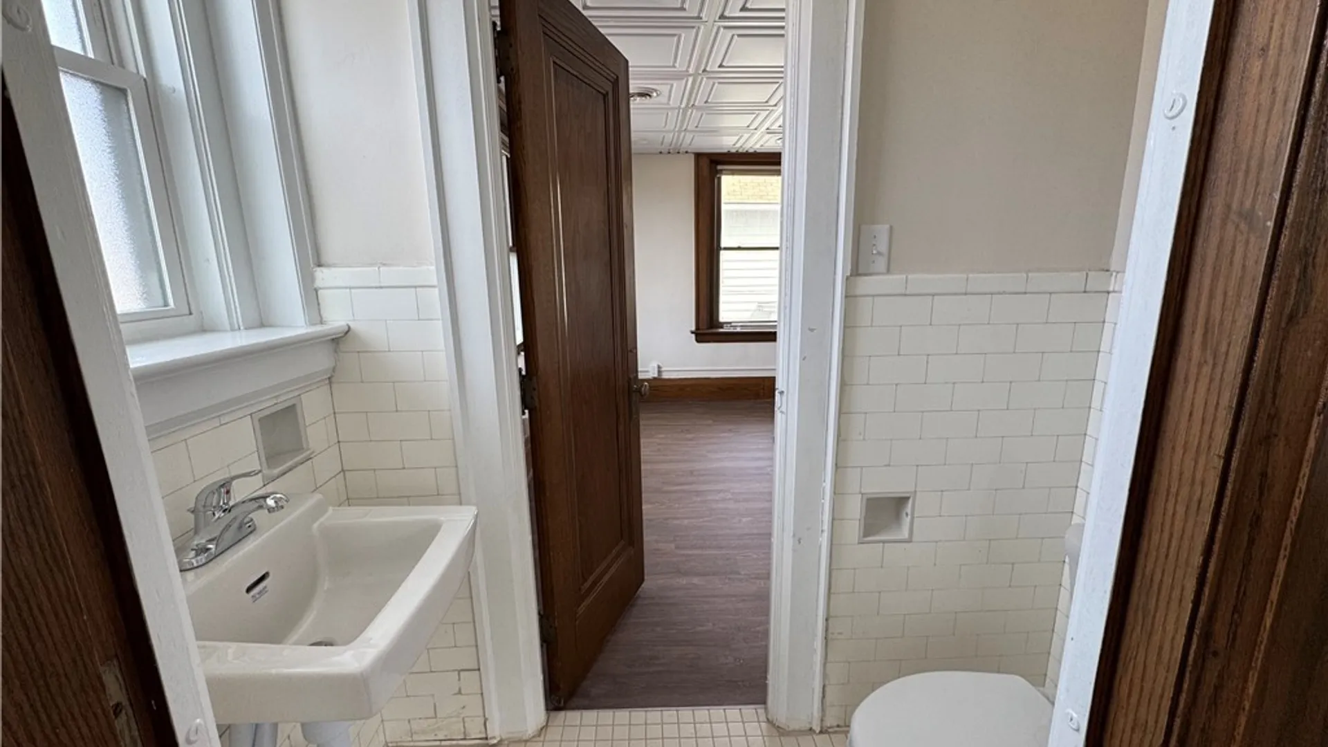 Property at 85 Humboldt Parkway, Buffalo, NY 14214 12
