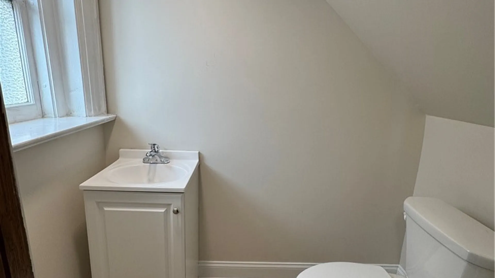 Property at 85 Humboldt Parkway, Buffalo, NY 14214 7