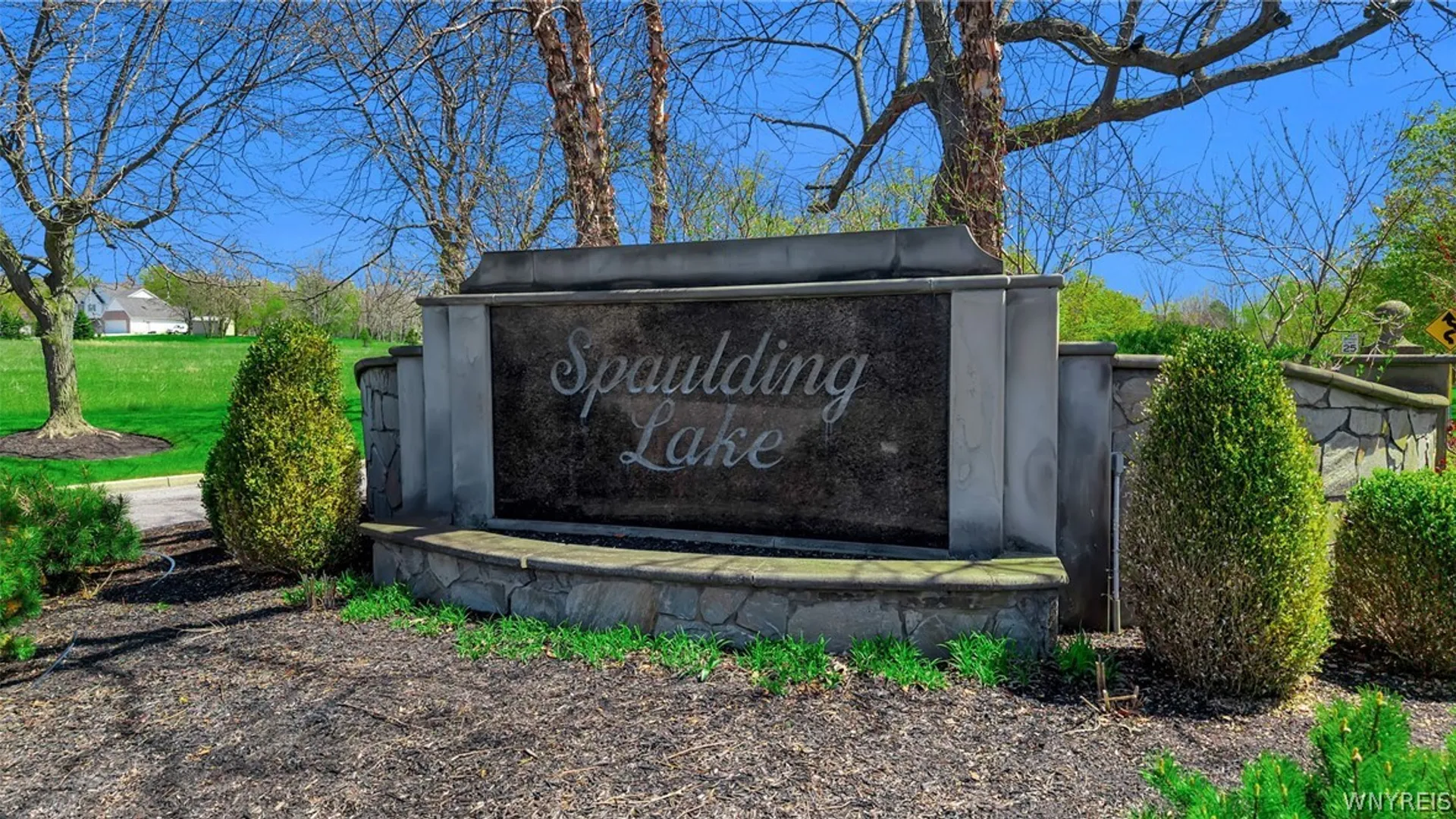 Property at 5027 Rockledge Drive, Clarence, NY 14031 45