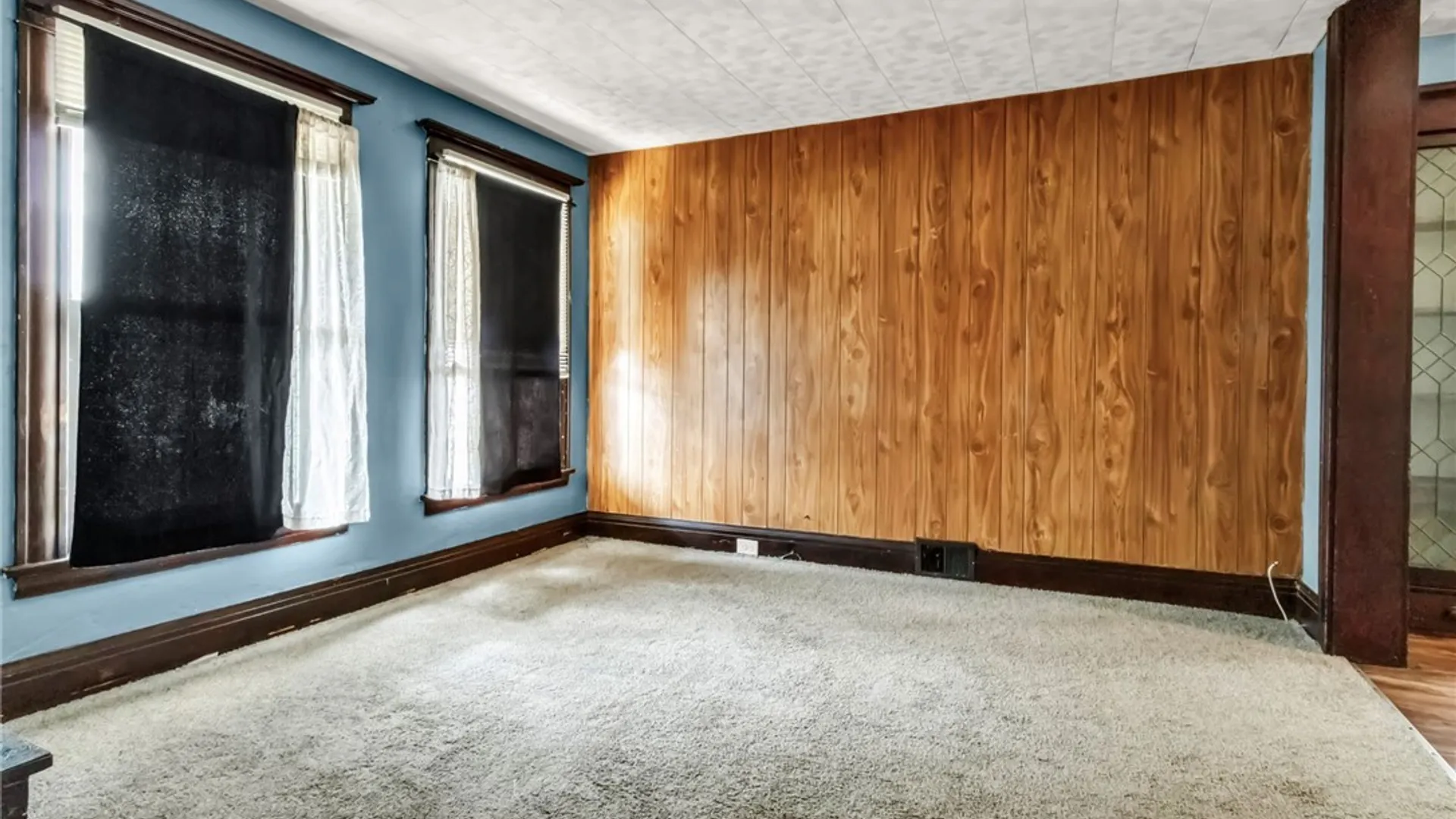 Property at 99 Henrietta Avenue, Buffalo, NY 14207 12