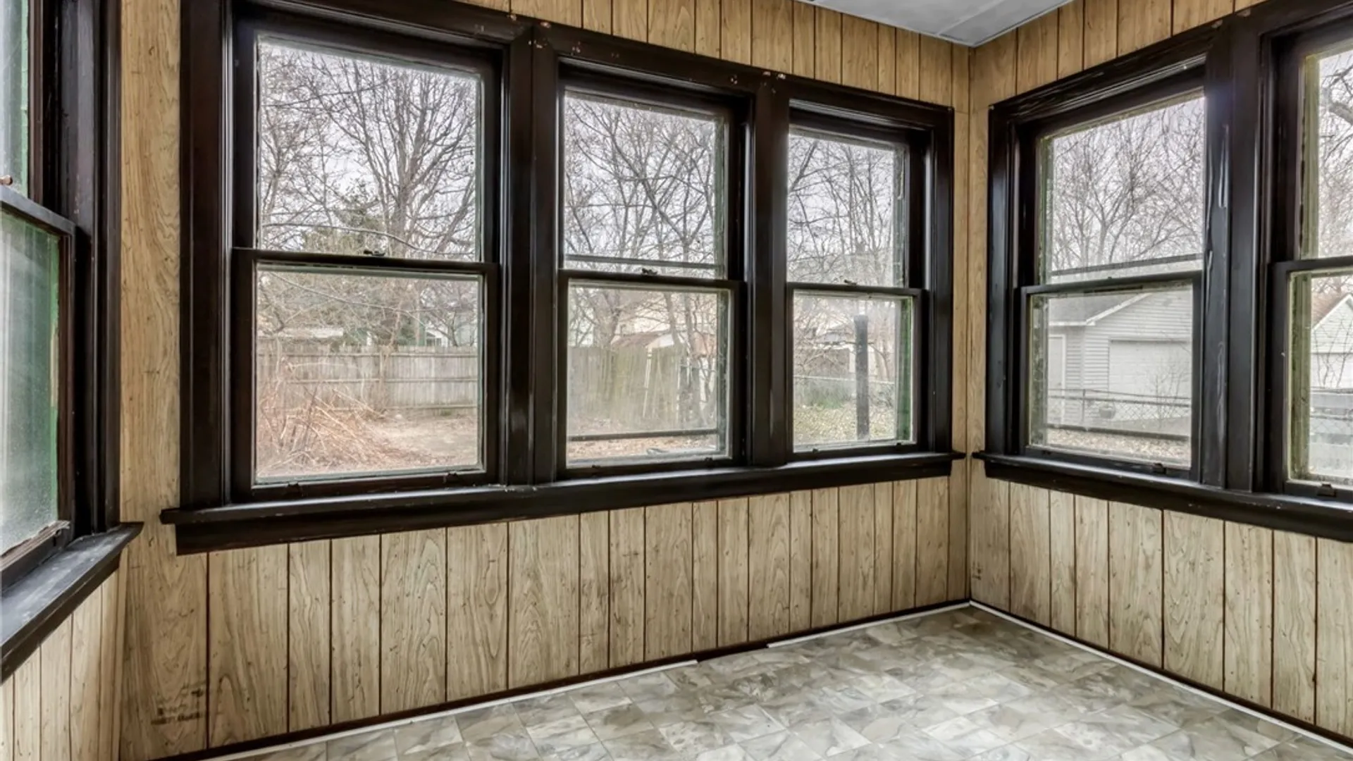 Property at 99 Henrietta Avenue, Buffalo, NY 14207 17