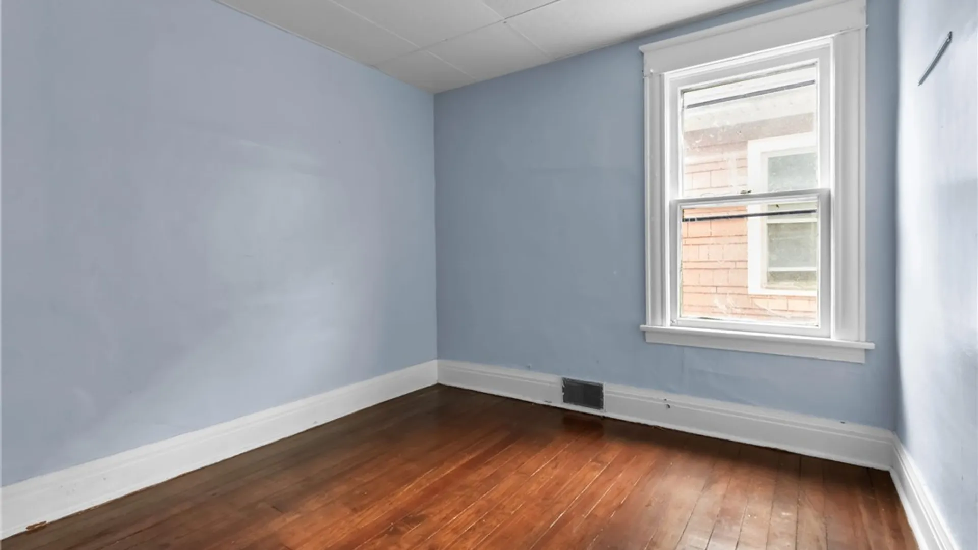 Property at 99 Henrietta Avenue, Buffalo, NY 14207 27