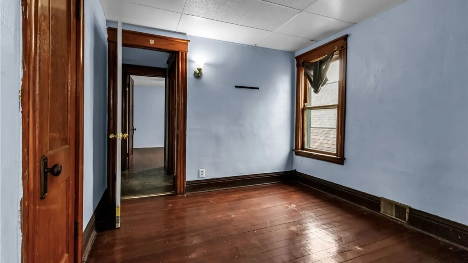 Property at 99 Henrietta Avenue, Buffalo, NY 14207 31