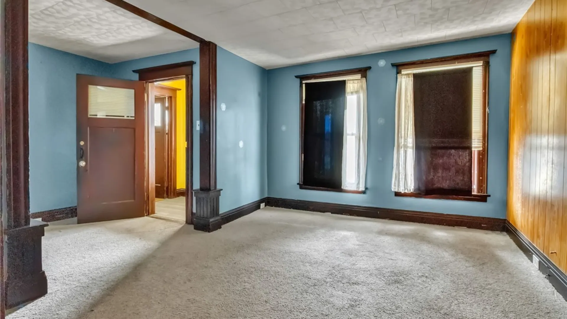 Property at 99 Henrietta Avenue, Buffalo, NY 14207 6