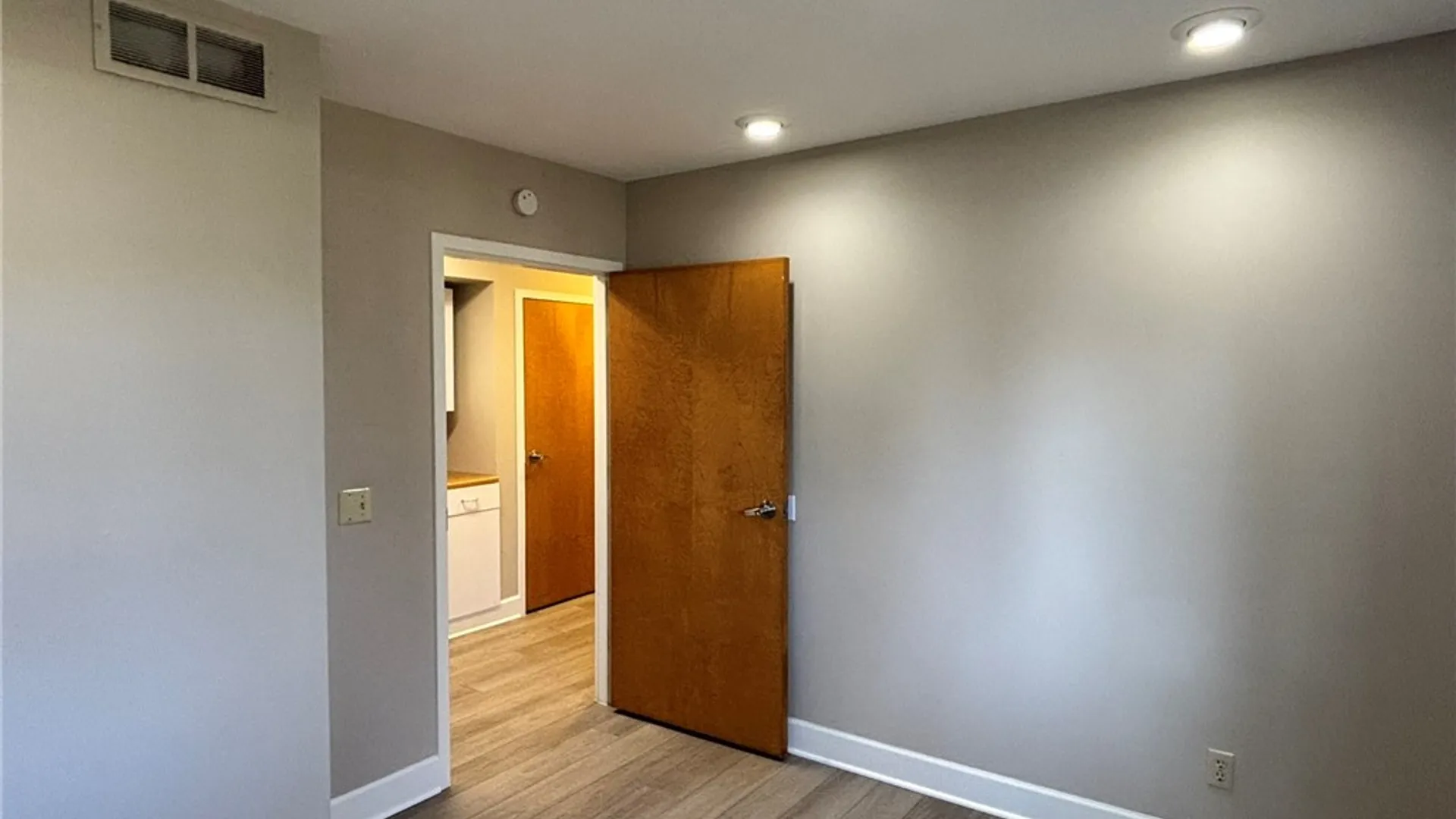 Property at 1289 Creek Street, Penfield, NY 14580 18