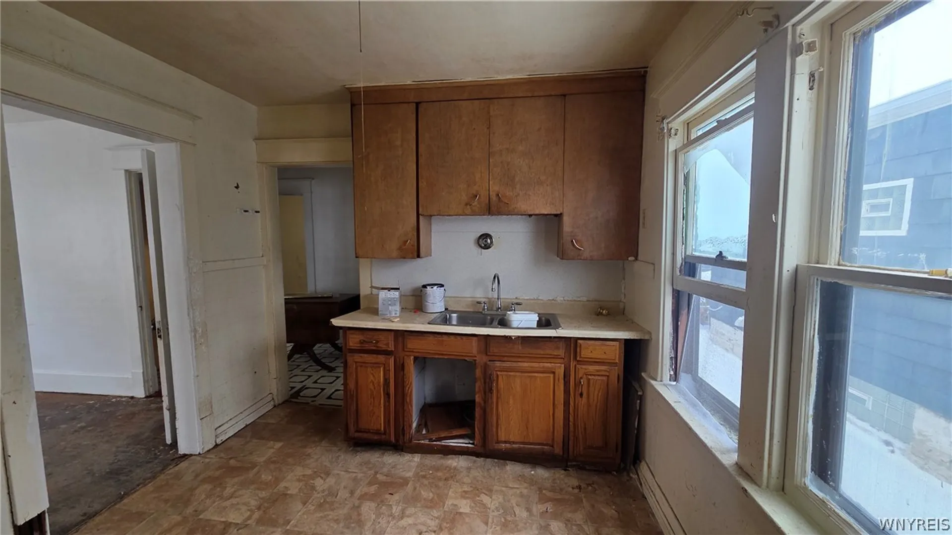 Property at 116 Davidson Avenue, Buffalo, NY 14215 12