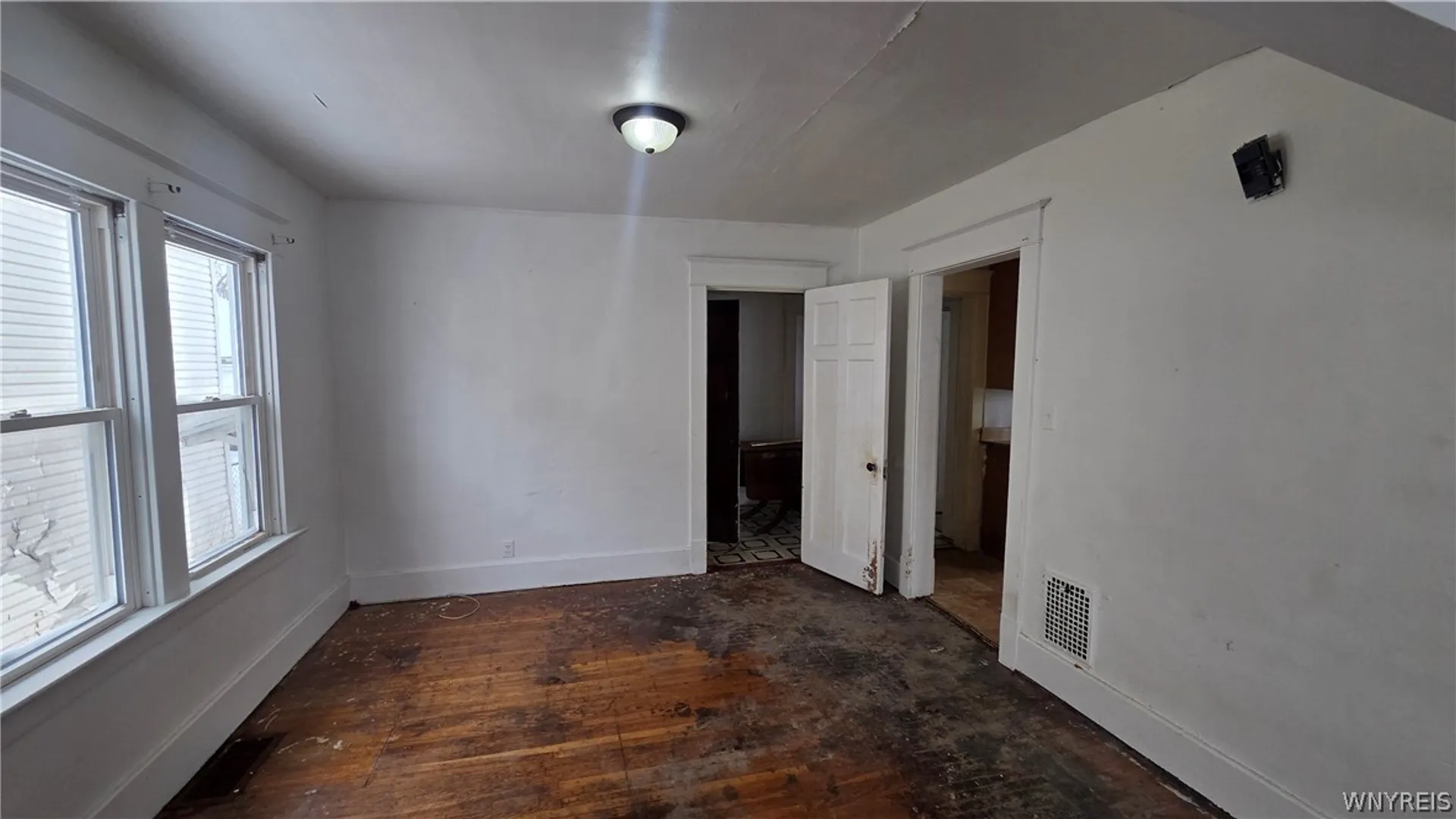 Property at 116 Davidson Avenue, Buffalo, NY 14215 8